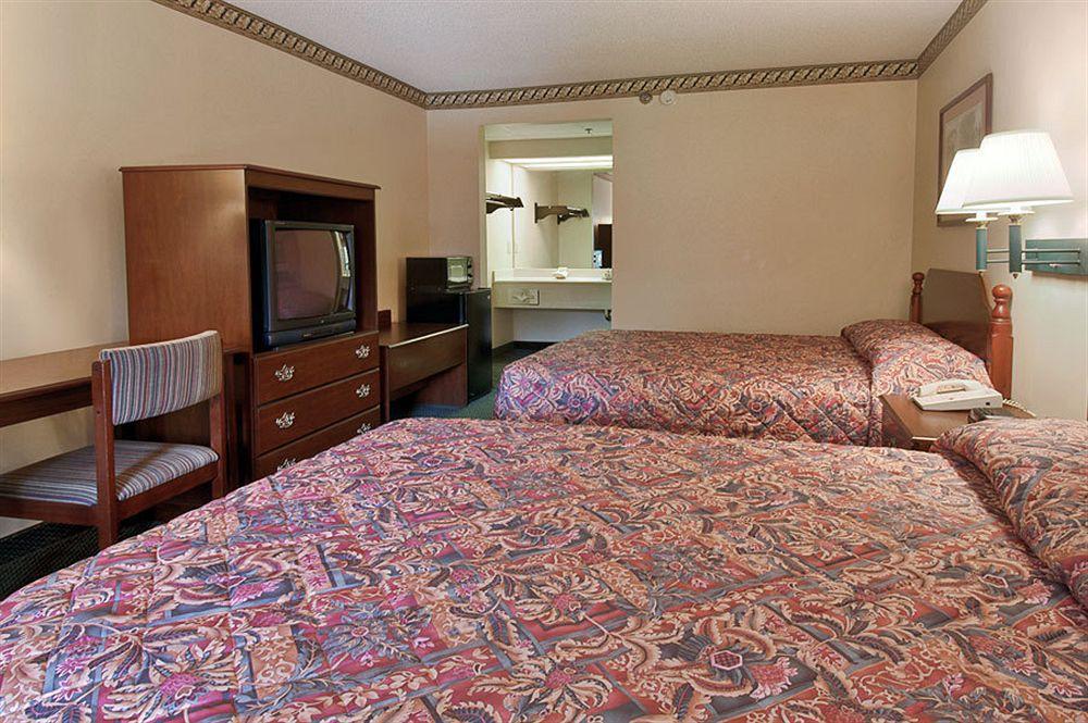 Days Inn - Chapel Hill Camera foto